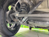 お車を安心してお乗りいただく為には、足回りの定期点検が欠かせません。サービスサポート(有償保証)では無料点検もご提供しており、安心のカーライフをお過ごしいただけるサポート体制が整っています。