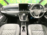 ヴォクシー 1.8 ハイブリッド S-Z 