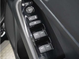 ◆パワーウィンドウスイッチ◆運転席から全席の窓の開閉操作を行うことが出来いつでも換気ができます!