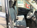 当店では軽自動車から普通車まで幅広くオールメーカーの車種・色・グレードを豊富に揃えております。