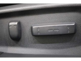 高級車の代名詞!電動シートが装備されています!