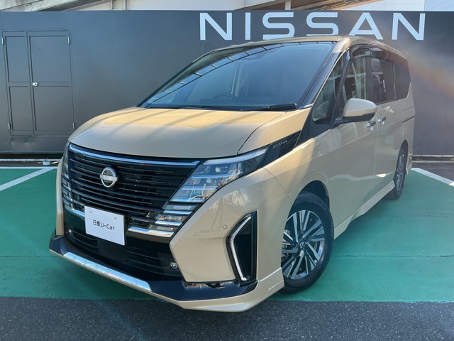 セレナ 1.4 e-POWER ハイウェイスターV 