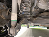 お車を安心してお乗りいただく為には、足回りの定期点検が欠かせません。サービスサポート(有償保証)では無料点検もご提供しており、安心のカーライフをお過ごしいただけるサポート体制が整っています。