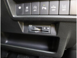 ETC車載器付き☆ セットアップ作業もご依頼いただければご納車までに行います!納車当日から有料道路をご利用いただけます♪