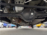 【下廻り防錆塗装】下回りの防錆加工も大人気オプションです。下回りを融雪剤などから長期間お守り致します。是非お車と一緒にご検討くださいませ。