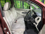 運転席シート廻りは使用感も少なく、良好な状態となっています。丁寧に使われていたことがよくわかりますね。