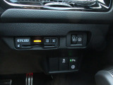 今では必需品となったETC車載器付いてます。