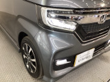 【LEDヘッドライト】ディスチャージヘッドライト(HID)と同等の明るさで、夜道や雨天走行が明るく視界良好!!