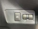 【パワーバックドア】スマートキーや運転席のボタンを押すだけでリアゲートが自動で開閉します!荷物を持っている時や、高い位置にあるバックドアを閉める際に便利な機能です♪