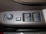 全てのドアガラスを運転席での操作が可能!窓を開けて走るドライブも気持ちがいいですよね!!♪