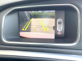 【パークアシスト・カメラ】駐車時に後方がリアルタイム映像で確認できます。大型商業施設や立体駐車場での駐車時や、夜間のバック時に大活躍!運転スキルに関わらず、今や必須となった装備のひとつです!