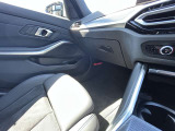 BMW正規ディーラー BMW Premium Selection調布の認定中古車です。厳しい基準をクリアした高品質車両のみ販売。BMW認定中古車保証付き(最長4年・距離無制限)、全国納車対応可能です。