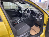 一度ご来店いただき運転席に座ってみてください!シートの座り心地や雰囲気なども感じて頂けます!