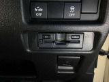 ETCが装着されています。再セットアップ後高速道路の料金所をノンストップで通過できて大変便利です。