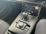 【電動サイドパーキング】便利な電動式パーキングブレーキ(オートホールド機能)付♪渋滞や信号待ちで長く停車する時も、ペダルから足を離しておくことが出来ますので、足が疲れにくいです!