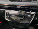 オートエアコンで快適な車内温度を演出してくれます!