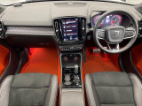 XC40 T4 AWD Rデザイン 4WD 