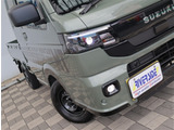 【車屋】として、長く車業界に従事した経験豊富なスタッフが多数在籍しております。