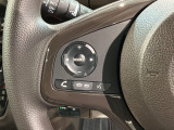 ステアリングにオーディオ操作スイッチが付いています。オーディオ画面に直接タッチしなくても操作が出来ますので、運転に集中できます。