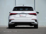 このお車は、アウディフォルクスワーゲンリテールジャパン(株)全国7拠点で購入出来ます。(有明、調布、江戸川、みなとみらい、世田谷、箕面、大阪南)詳細に関しましてはお近くの店舗までお問い合わせください。