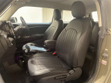 ◆LIBERALAは、輸入車選びの新たなスタイルを提案するインポート・セレクト・ブランドです。オーナー様となる方がクルマから直接感じる感性を第一にした、最良の一台との出会いをコーディネートいたします。