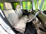 運転席シート廻りは使用感も少なく、良好な状態となっています。丁寧に使われていたことがよくわかりますね。