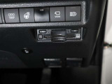 ETC車載器が搭載されているので、高速道路の乗り降りもノンストップで通過できます♪