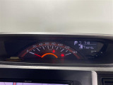 【スピードメーター】メーターがシンプルで見やすく運転しやすいですね!