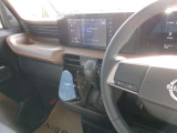 操作しやすい運転席廻り!操作パネルも使いやすい!!ドライブが楽しくなりますっ