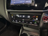 フルオートエアコンで車内も快適に保ちます♪