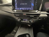 【ゆったりと運転してください】足元空間も広く、スムーズに乗り降りもいただけます♪
