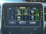 TV、FM/AM、Bluetooth Audio、SDカード、DVD、Blu-ray再生、 CD録音/再生など対応の高性能9インチ大型ナビです。