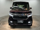 一目見てホンダ車だとわかるカッコいいフロントマスクです!