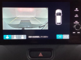 バックでの車庫入れも安心です! リアカメラが付いているバックモニター付のナビを装備しております。バンパーについているソナーや、操作線もついており距離感も画面から確認できます。