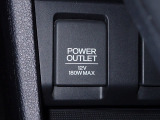アクセサリーソケット機能付きです。消費電力120W(10A)以下のアクセサリーに、直流12Vの電源を供給します。