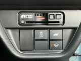 こちらの車両は最新のETC2.0が装備されてますので高速道路の料金所もラクラクですよ(*^_^*)