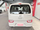 ご納車のお渡し前も当社のメカニックが最善の整備をしますので、ご安心下さい。