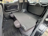 後部座席を倒せばさらに広々荷室の出来上がり!