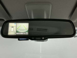 インテリジェントルームミラー。後ろの荷物を気にせず後方の確認ができます。