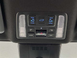 左右のパワースライドドア・パワーバックドアの開閉が運転席から行えとても便利です!