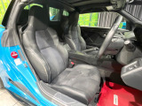 運転席シート廻りは使用感も少なく、良好な状態となっています。丁寧に使われていたことがよくわかりますね。