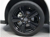 特別仕様車専用18インチアルミホイール