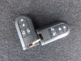 トヨタ認定中古車保証付!(1年間、距離無制限 HV車はHV保証付) 別途延長保証もご用意しております♪ ぜひ現車を確認にご来店ください