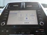 オーディオソースはご覧の通りです。Bluetoothを搭載しています。スマホと連動させると音楽等楽しむことが出来ます。