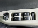 【パワーウインドウ】運転席のスイッチで、各席の窓ガラスの開閉ができます!あると便利ですよね!