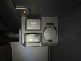 シガーソケット用の充電器が使用可能です!
