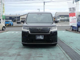LEDヘッドライト装着車なので、夜間走行も明るく安全な走行をサポートいたします