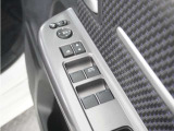 ◆パワーウィンドウスイッチ◆運転席から全席の窓の開閉操作を行うことが出来いつでも換気ができます!