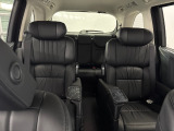 車内の移動が簡単なので雨の日でも濡れることなく3列目まで移動できます。