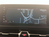 ディスプレイオーディオ搭載車です(T-コネクトナビ)!Bluetoothも付いていますし、フルセグでテレビも視聴出来ます(ナビ機能のご利用は別途お手続きが必要になる場合があります)